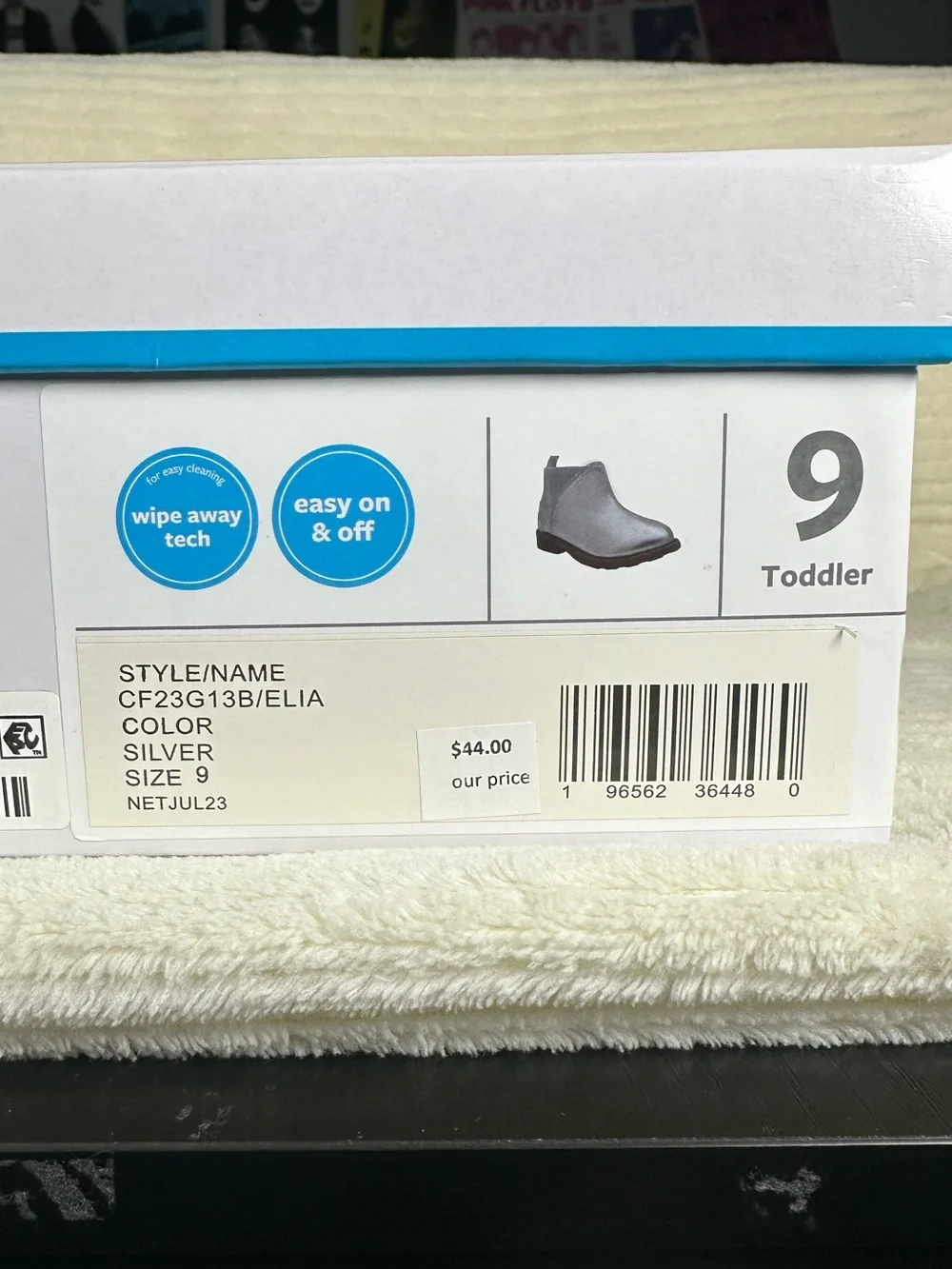 Carters Toddler Girls Elia Silver Booties NWT Size Toddler 9